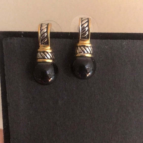 Lia Sophia jewelry set - Picture 2 of 3